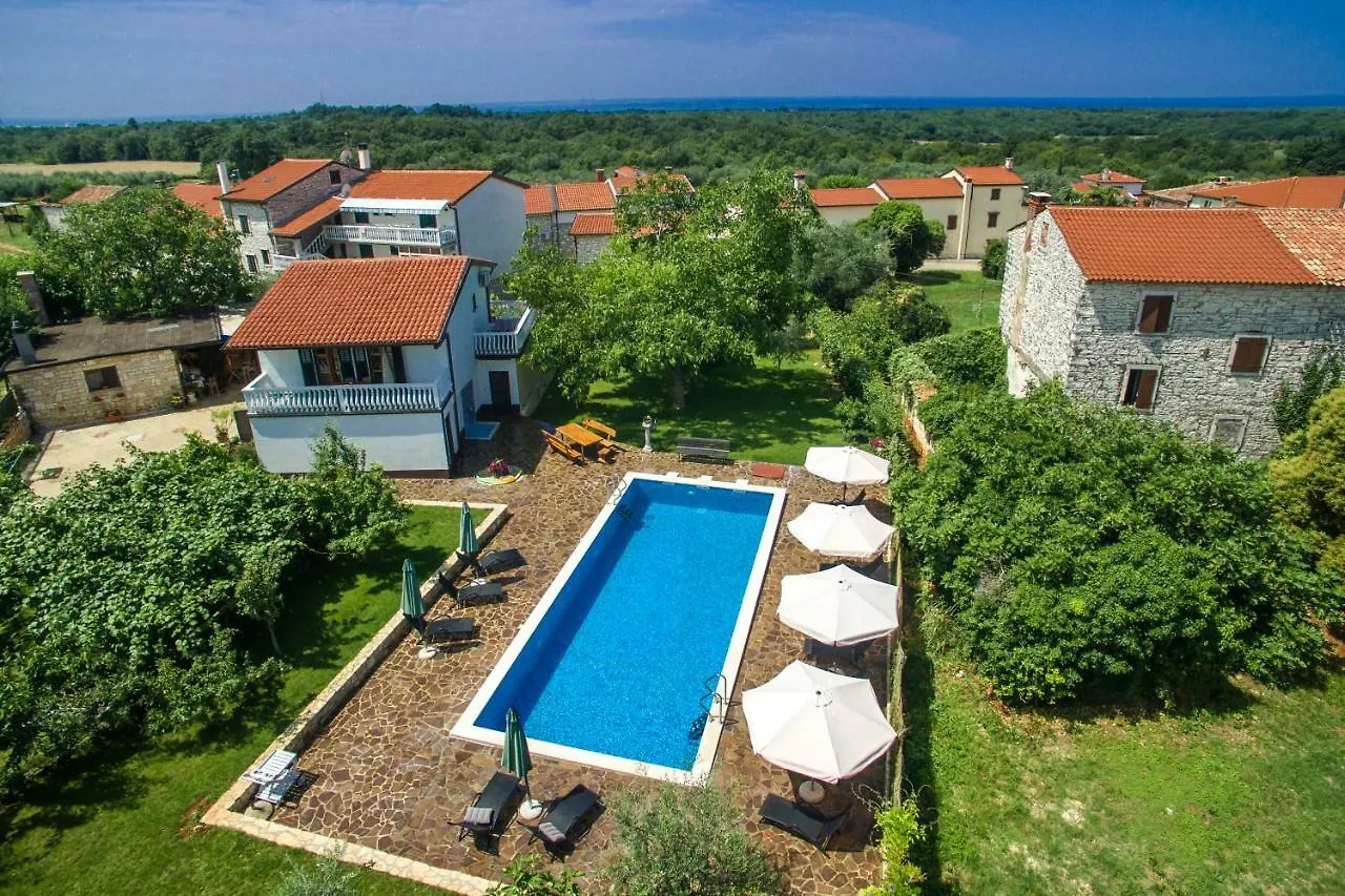 Apartmani Halilovic أوماغ