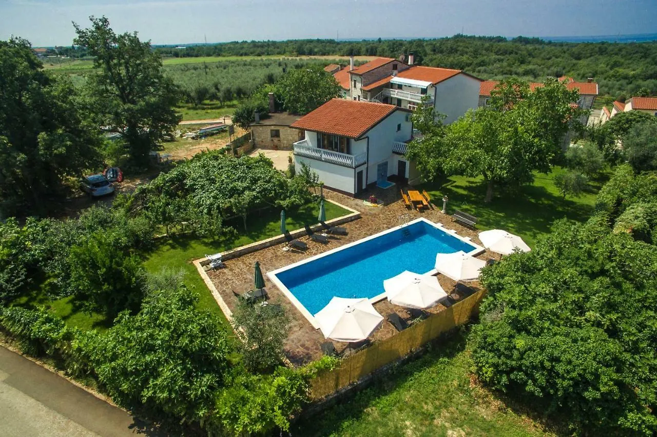 Apartmani Halilovic Umag 0*,  Croatia